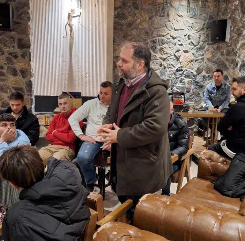 Κοπές βασιλοπιτών συλλόγων της Νάουσας